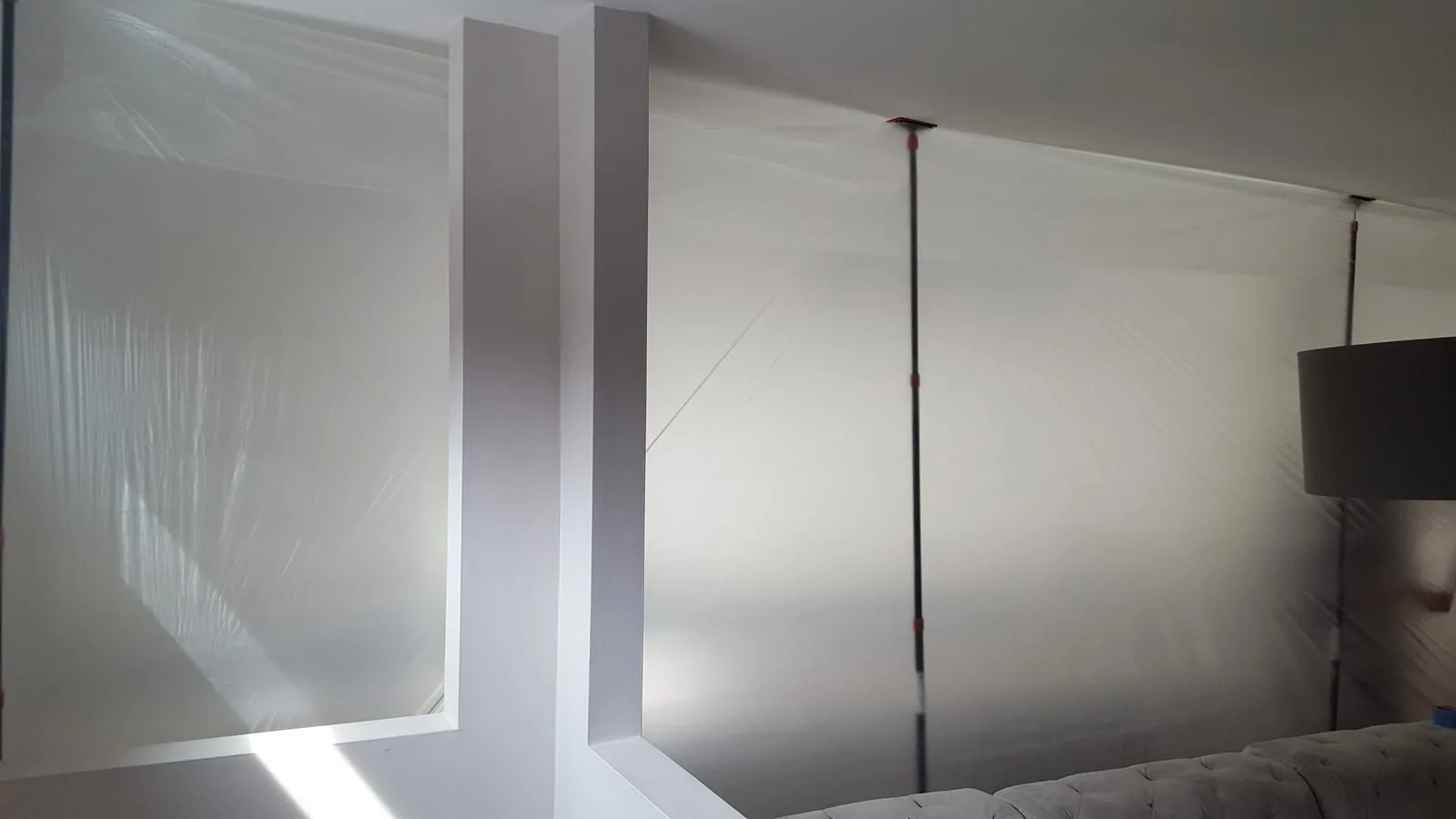 Negative air pressure containment with plastic sheeting